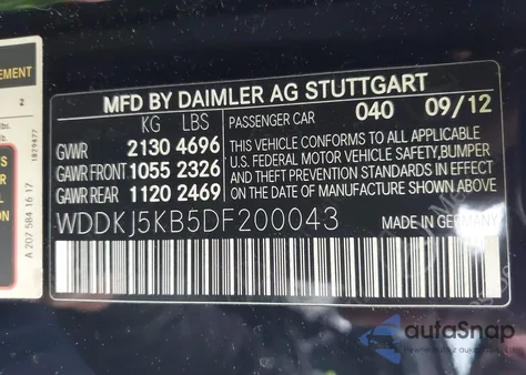 2013 Mercedes-Benz E 350 z USA, uszkodzony, nr VIN WDDKJ5KB5DF200043